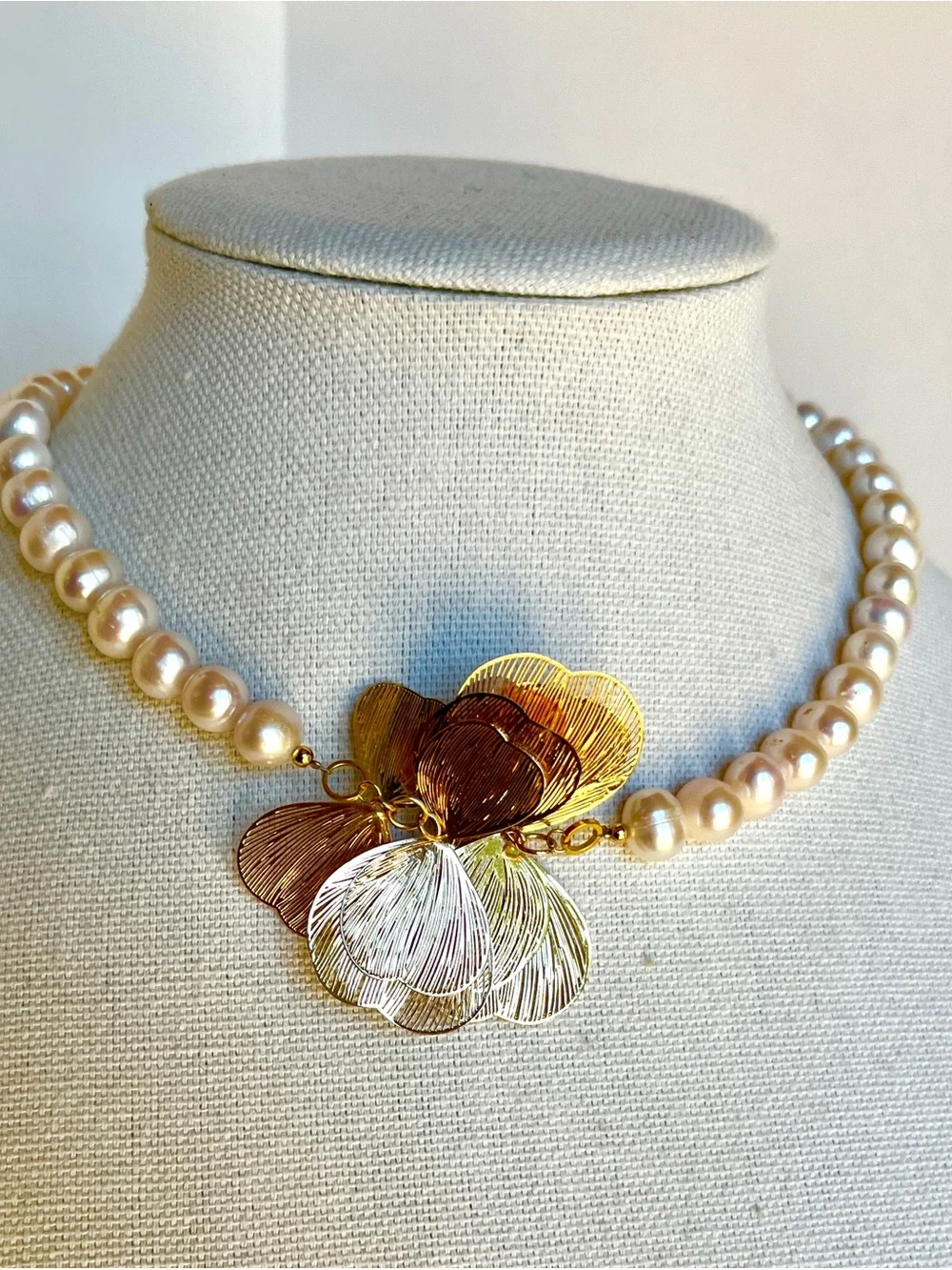 Gold Tone Floral Pendant Pearl Necklace with Ivory Pearls